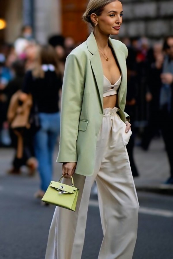 5 cách kết hợp màu sắc trang phục giúp 5 cách kết hợp màu sắc trang phục giúp