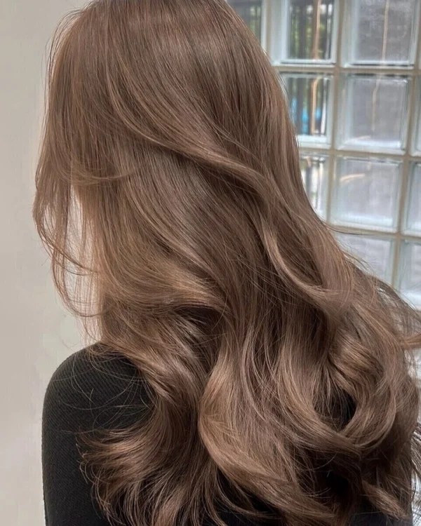 8 màu tóc nhuộm càng phai càng đẹp đáng thử nhất năm 2026