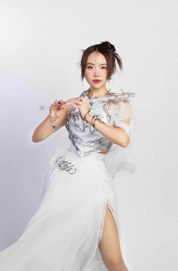 9 kiểu trang điểm ấn tượng làm nên ngôi vị Quán quân của Phương Mỹ Chi 9 kiểu trang điểm ấn tượng làm nên ngôi vị Quán quân của Phương Mỹ Chi