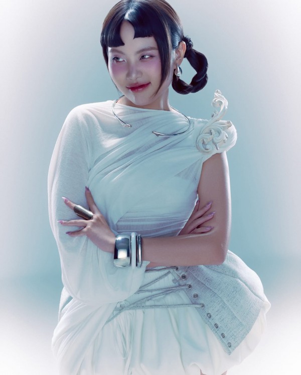 9 kiểu trang điểm ấn tượng làm nên ngôi vị Quán quân của Phương Mỹ Chi 9 kiểu trang điểm ấn tượng làm nên ngôi vị Quán quân của Phương Mỹ Chi