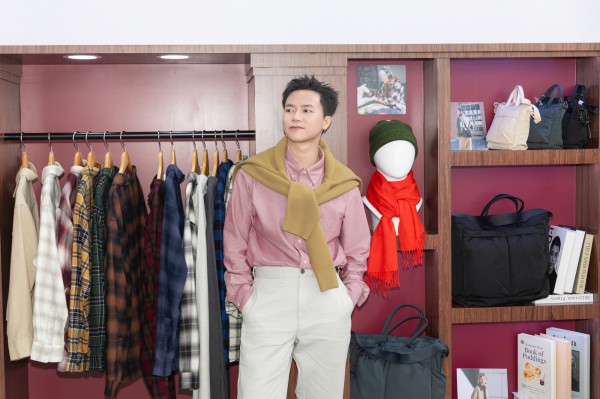 Anh tài Duy Khánh, Bùi Công Nam mặc đồng điệu đón thu Anh tài Duy Khánh, Bùi Công Nam mặc đồng điệu đón thu