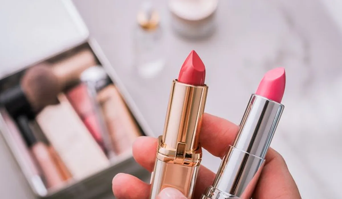 Cách chọn màu son cho đôi môi thâm trở nên rạng rỡ