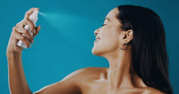 Cách chọn xịt khoáng dưỡng ẩm phù hợp với từng loại da