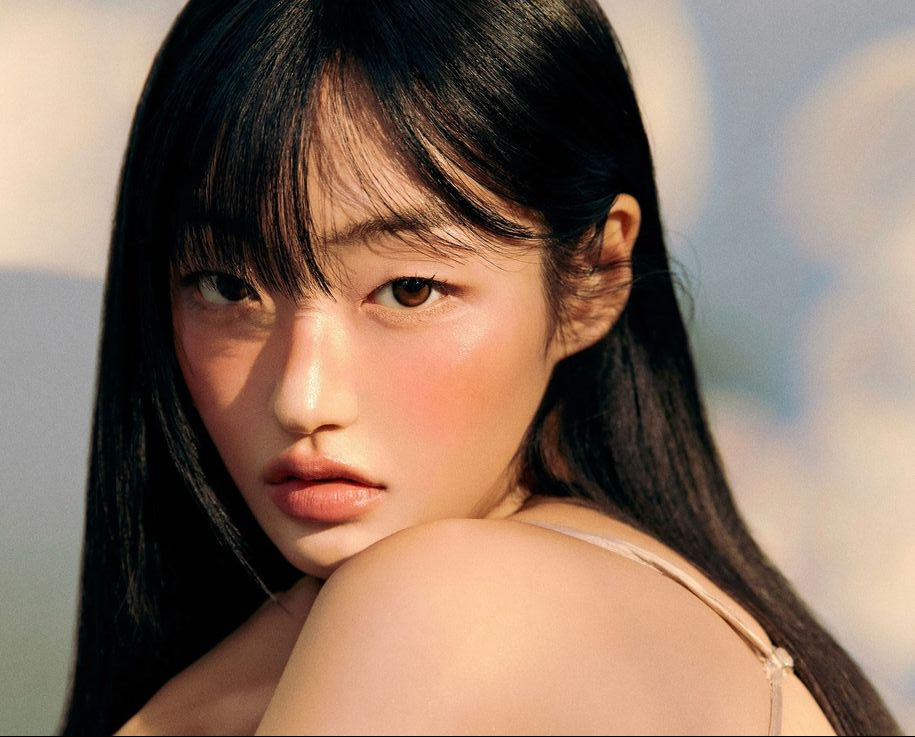 Cách đánh má hồng tự nhiên như vừa “đi dạo” dưới nắng thu Cách đánh má hồng tự nhiên như vừa “đi dạo” dưới nắng thu