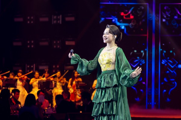 Chân dung gương mặt trẻ Vũ Thùy Linh tại 