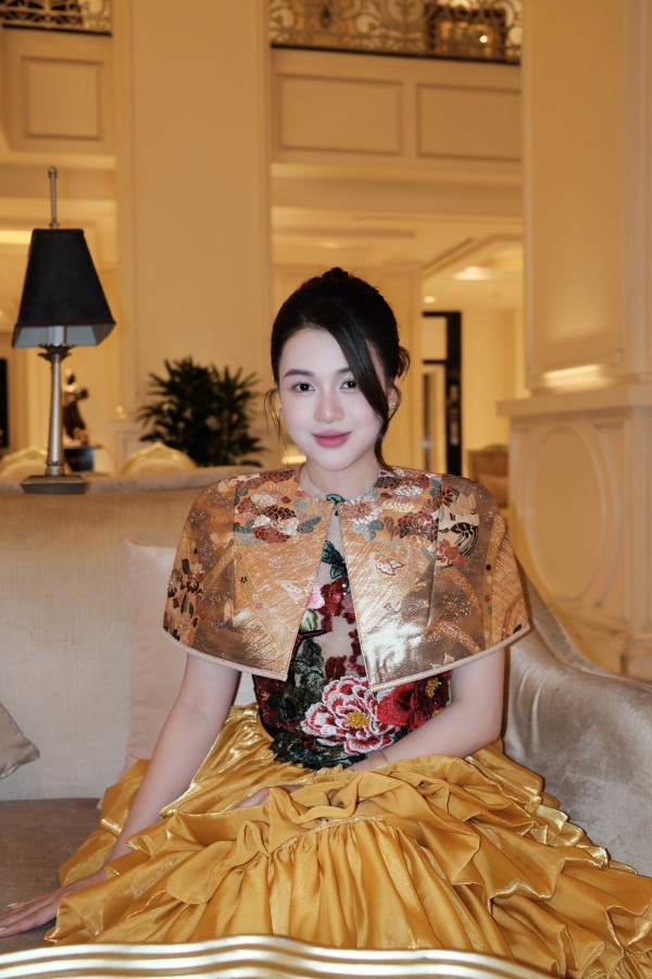 Chân dung gương mặt trẻ Vũ Thùy Linh tại 