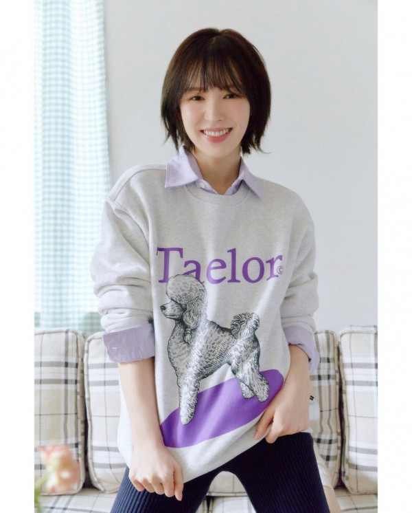 Diện áo sweater ngày trở gió đẹp như Red Velvet Diện áo sweater ngày trở gió đẹp như Red Velvet