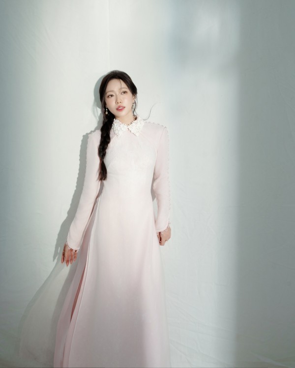 Diệu Nhi dịu dàng trong bộ ảnh áo dài tết
