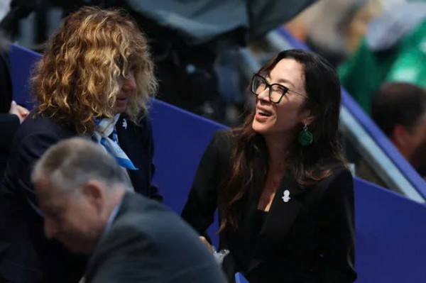 Dương Tử Quỳnh gây chú ý tại Olympic 2026 với phong cách trẻ trung