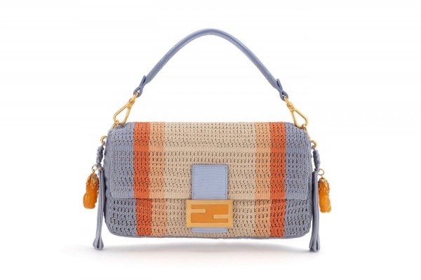 Fendi đối mặt với cáo buộc 