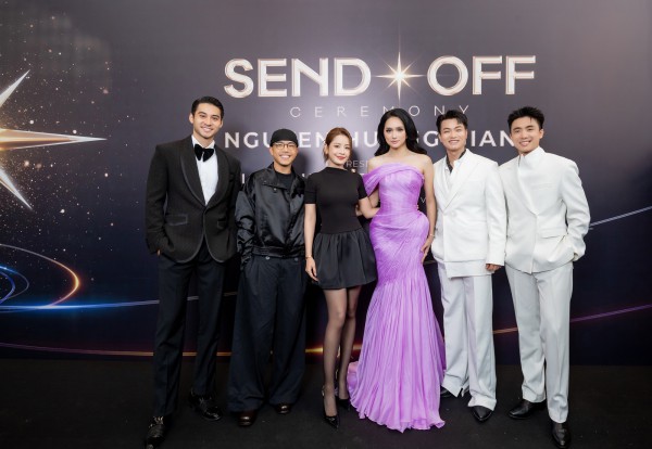 Hồ Ngọc Hà, Kỳ Duyên tiễn Hương Giang lên đường dự thi Miss Universe 2025 Hồ Ngọc Hà, Kỳ Duyên tiễn Hương Giang lên đường dự thi Miss Universe 2025