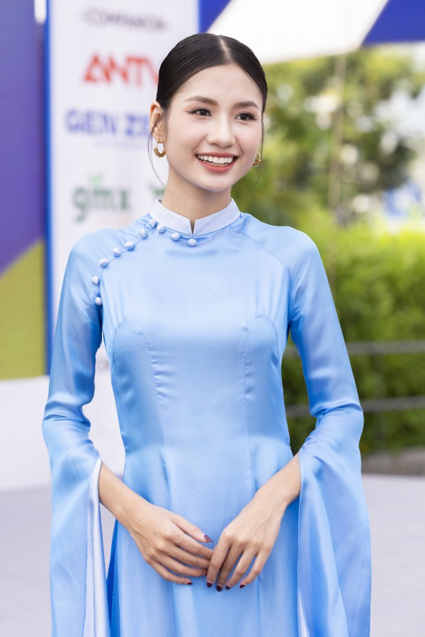 Hoa hậu Thanh Hà khoe sắc với áo dài, làm đại sứ cuộc thi nhặt rác bảo vệ môi trường Hoa hậu Thanh Hà khoe sắc với áo dài, làm đại sứ cuộc thi nhặt rác bảo vệ môi trường