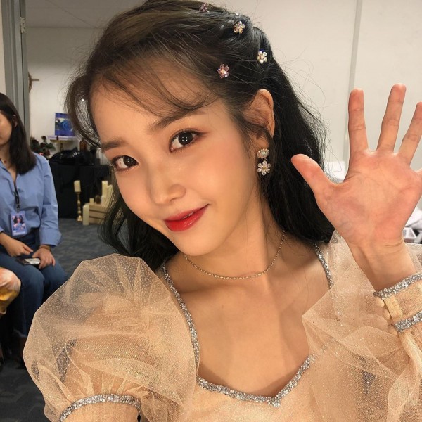 Học IU dưỡng da trong suốt: đơn giản, không chạy theo trào lưu