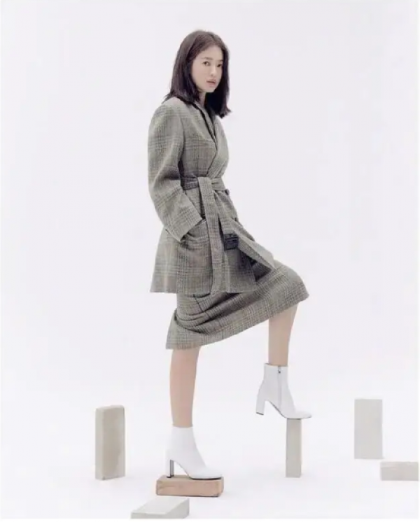 Học cách phối đồ từ Song Hye Kyo: 4 bí quyết 