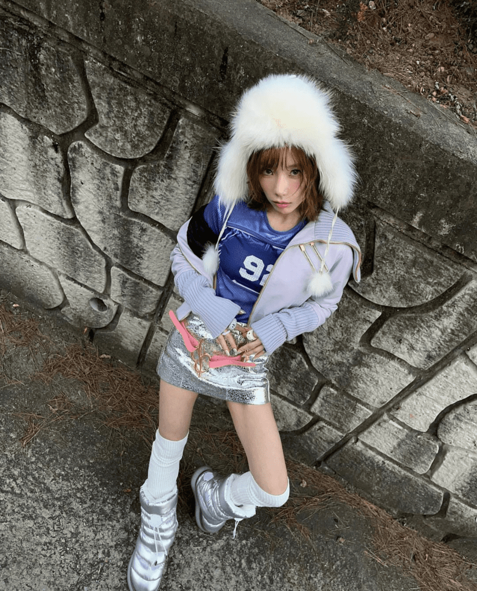 Học sao Hàn "bắt trend" vớ cao cổ Học sao Hàn "bắt trend" vớ cao cổ