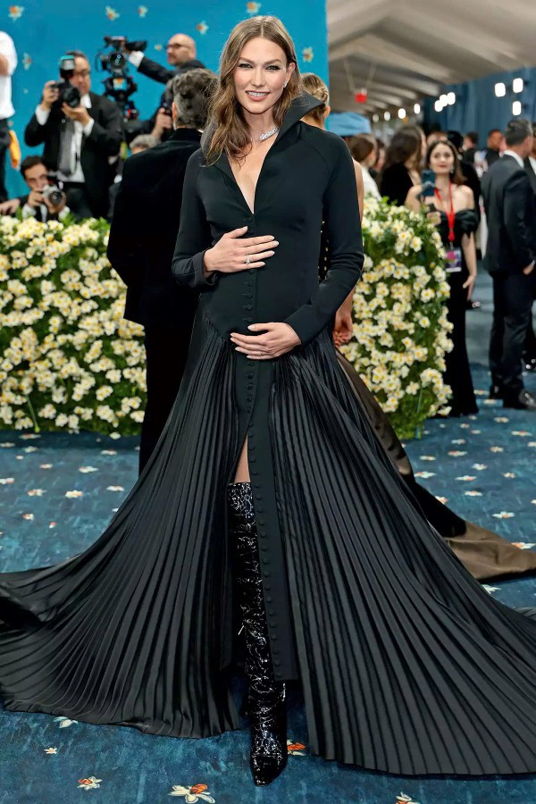 Jennie, Lisa Jennie, Lisa