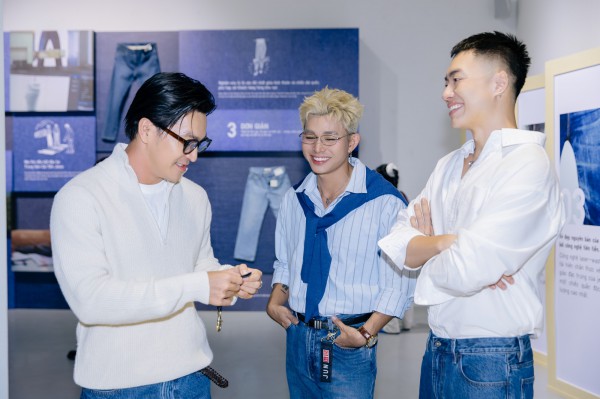 Jun Phạm, Thiên Minh phối quần jeans trẻ trung, lịch lãm