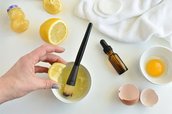 Làm đẹp từ gian bếp: Da mịn, tóc khỏe với lòng trắng trứng