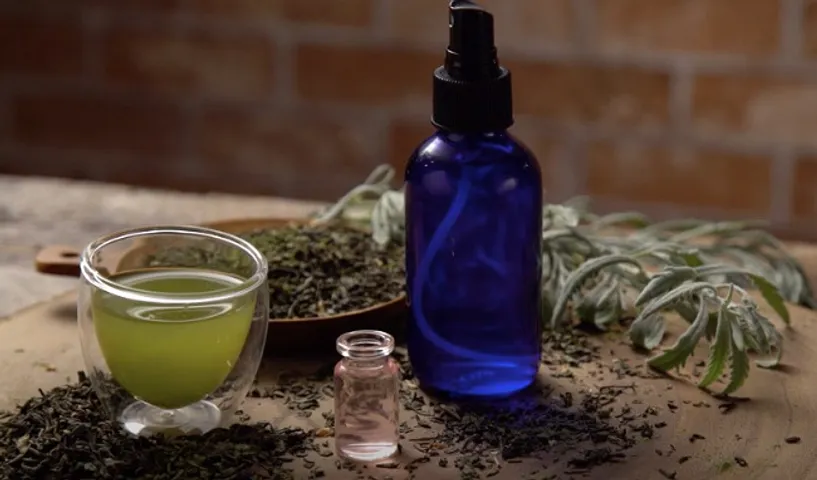 Làm đẹp từ gian bếp: Giảm mụn, dịu da nhờ trà xanh