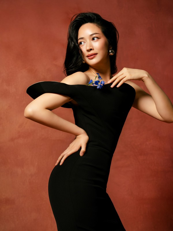 Mai Thanh Hà khoe vẻ đẹp rạng rỡ, trở lại sau 3 năm Mai Thanh Hà khoe vẻ đẹp rạng rỡ, trở lại sau 3 năm