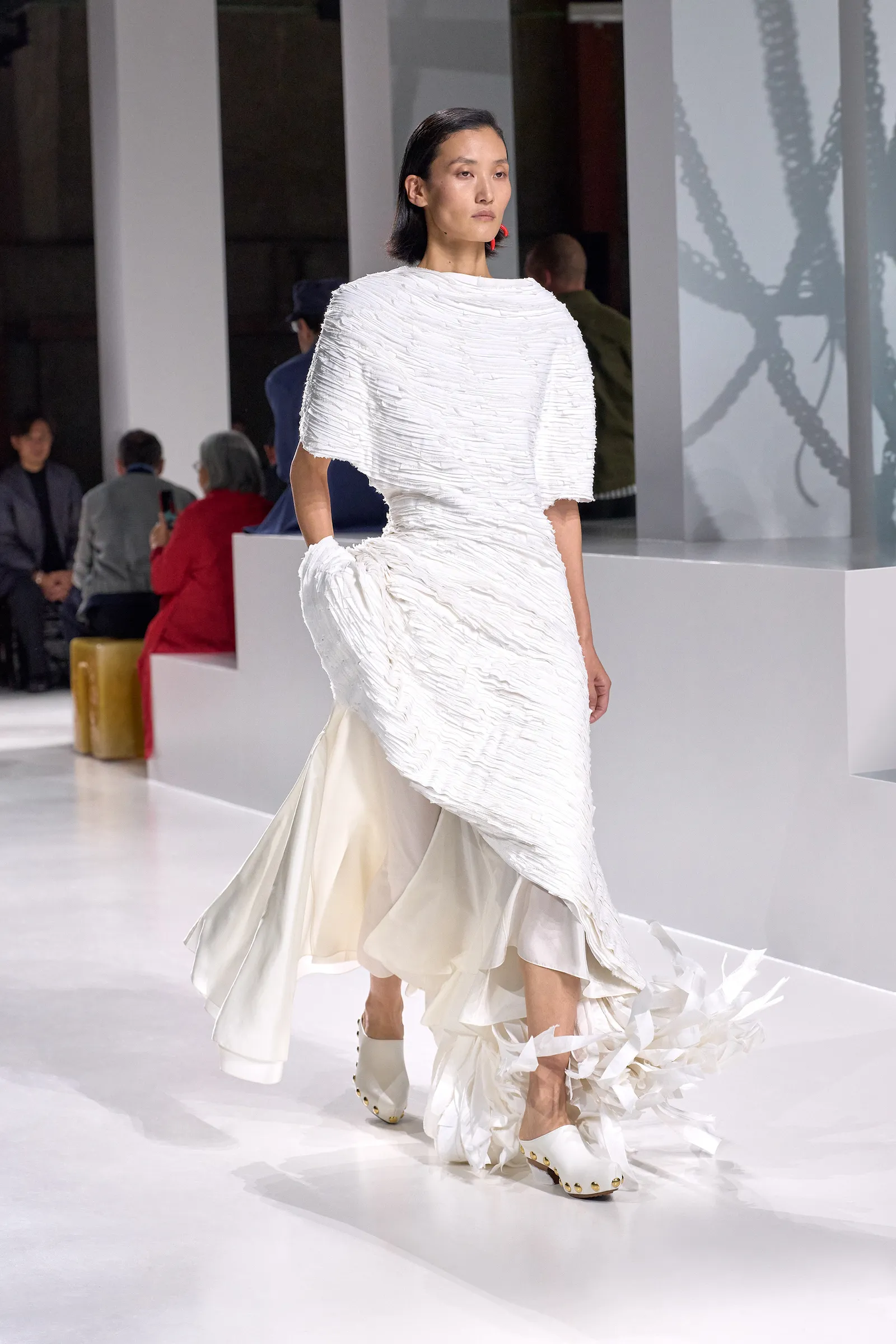 Màu của năm 2026 là màu trắng