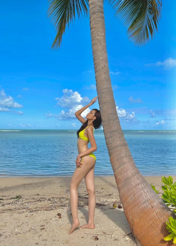 Miss World: Hoa hậu Đỗ Thị Hà diện bikini khoe đôi chân cực phẩm, tự tin nói “TÔI ĐẸP!”