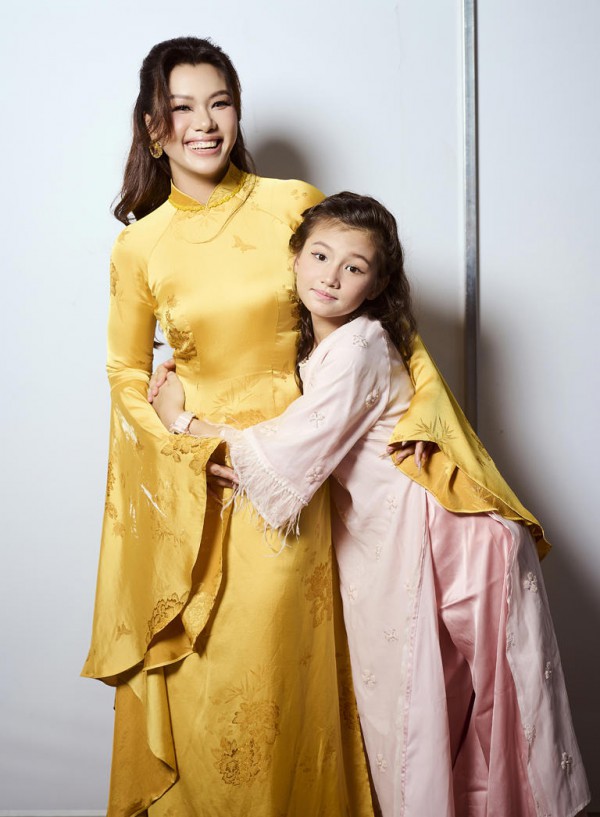 Nét lai Tây đáng yêu của con gái Phương Vy