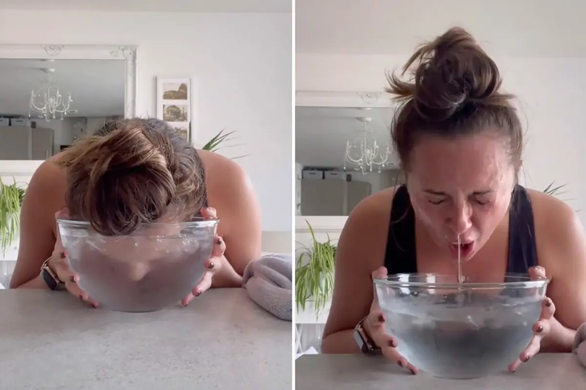 Ngâm mặt trong nước đá để se khít lỗ chân lông có an toàn cho da?