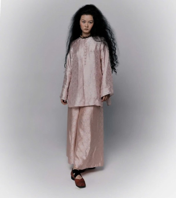 Ngoài áo dài, chị em có thể diện gì vào ngày tết Ngoài áo dài, chị em có thể diện gì vào ngày tết