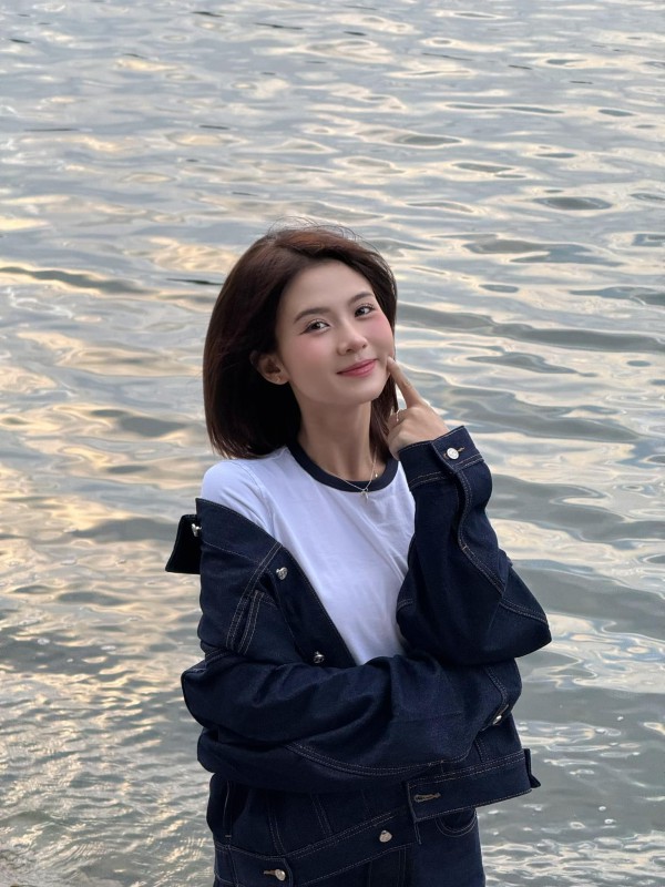 Nhan sắc Chang Mây