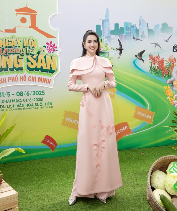 Nhan sắc Phan Thị Mơ sau 7 năm đăng quang hoa hậu