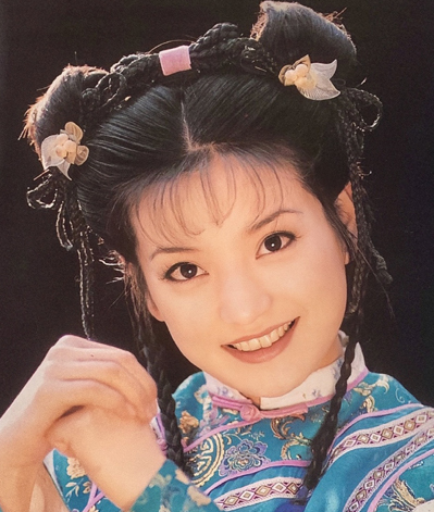 Nhan sắc Triệu Vy ngày ấy - bây giờ Nhan sắc Triệu Vy ngày ấy - bây giờ