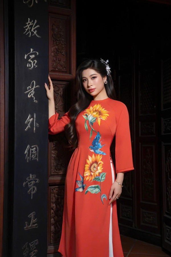 Nhan sắc con gái gen Z xinh như hoa hậu của diễn viên Lý Hương&nbsp;