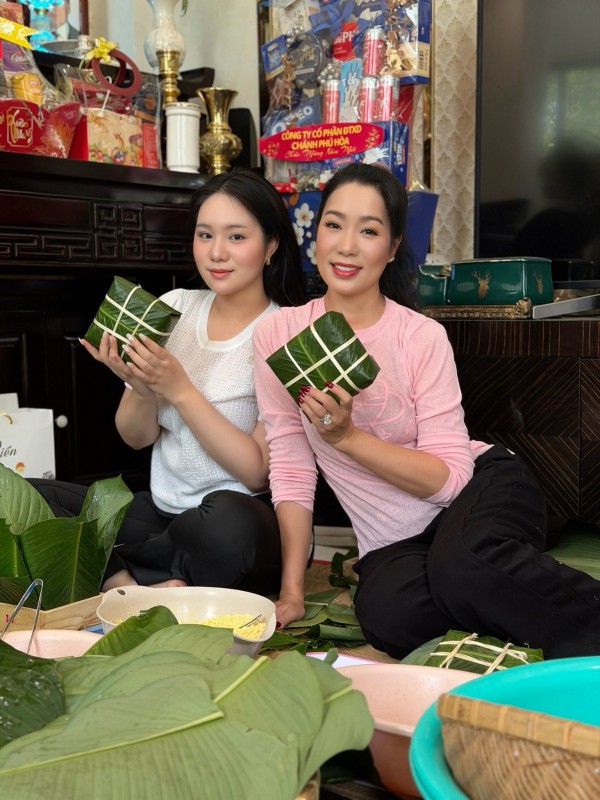 Nhan sắc con gái xinh như hoa hậu của NSND Trịnh Kim Chi&nbsp;