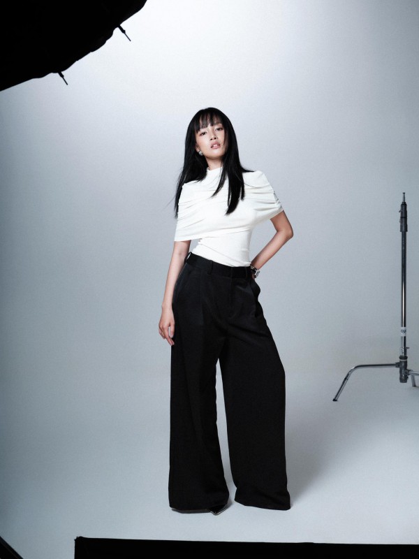 Nhan sắc nữ diễn viên genZ đóng vai chính Nhan sắc nữ diễn viên genZ đóng vai chính