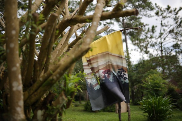 Nhanh tay chọn chiếc khăn trùm đầu chống nắng nóng&nbsp;