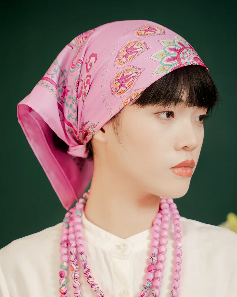 Nhanh tay chọn chiếc khăn trùm đầu chống nắng nóng&nbsp;