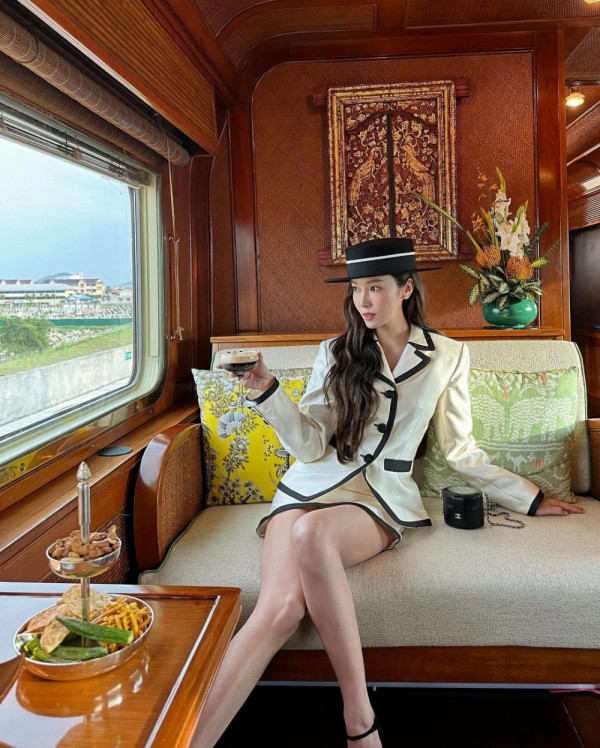 Những bản phối cùng áo blazer được dự đoán bùng nổ ở năm 2025 Những bản phối cùng áo blazer được dự đoán bùng nổ ở năm 2025