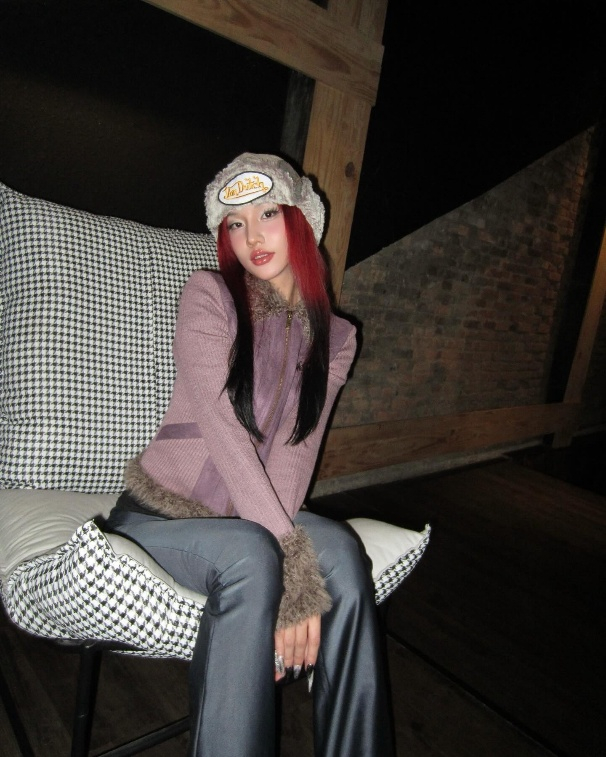 Những bản phối thường ngày giúp “búp bê Saabirose” ghi điểm trong lòng khán giả trẻ Những bản phối thường ngày giúp “búp bê Saabirose” ghi điểm trong lòng khán giả trẻ