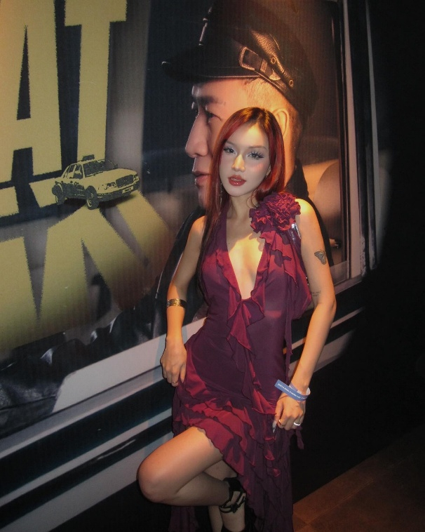 Những bản phối thường ngày giúp “búp bê Saabirose” ghi điểm trong lòng khán giả trẻ Những bản phối thường ngày giúp “búp bê Saabirose” ghi điểm trong lòng khán giả trẻ