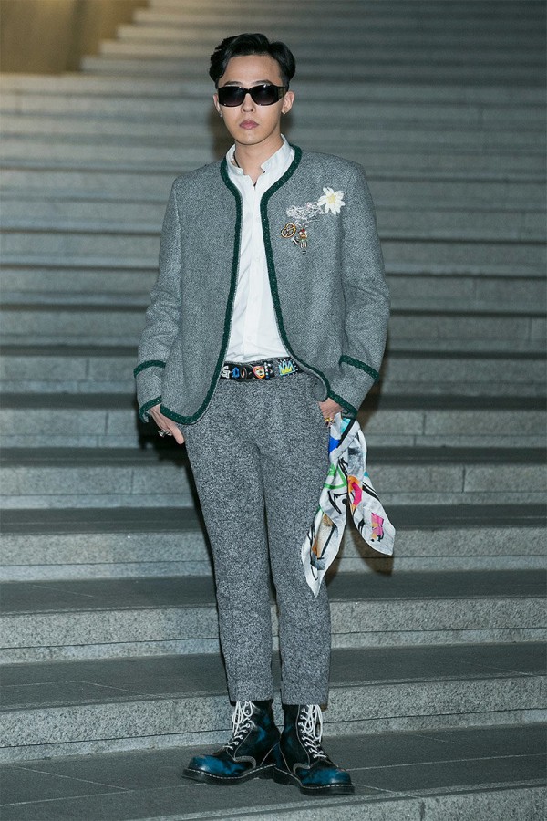 Những bộ trang phục ấn tượng nhất của G-Dragon: Biểu tượng thời trang châu Á