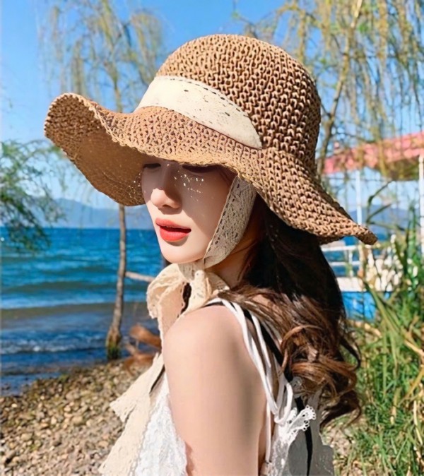 Những chiếc mũ sành điệu phải sắm khi đi biển mùa hè Những chiếc mũ sành điệu phải sắm khi đi biển mùa hè