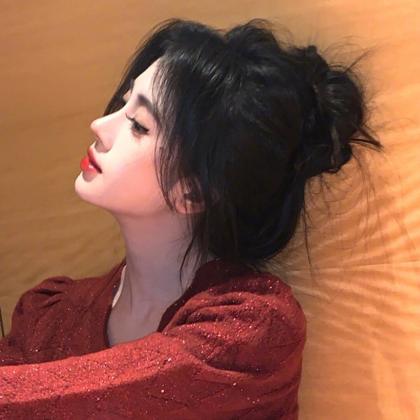 Những kiểu tóc tạo nên dấu ấn của “mỹ nhân 4.000 năm” Cúc Tịnh Y