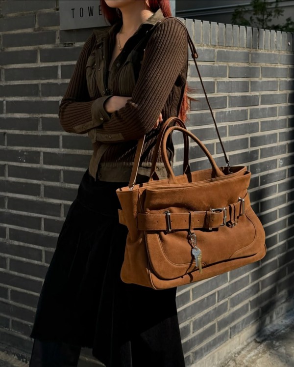 Những mẫu túi da cao cấp dành cho chị em theo phong cách công sở