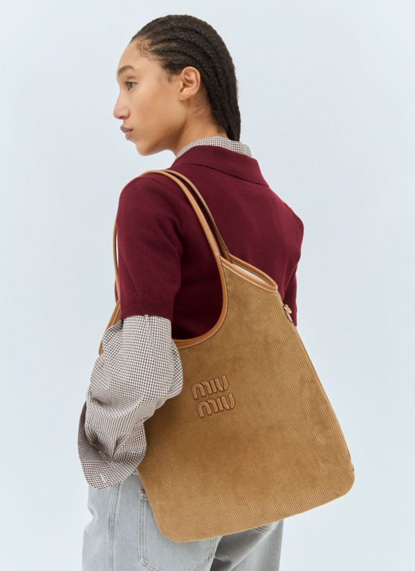 Những mẫu túi da cao cấp dành cho chị em theo phong cách công sở