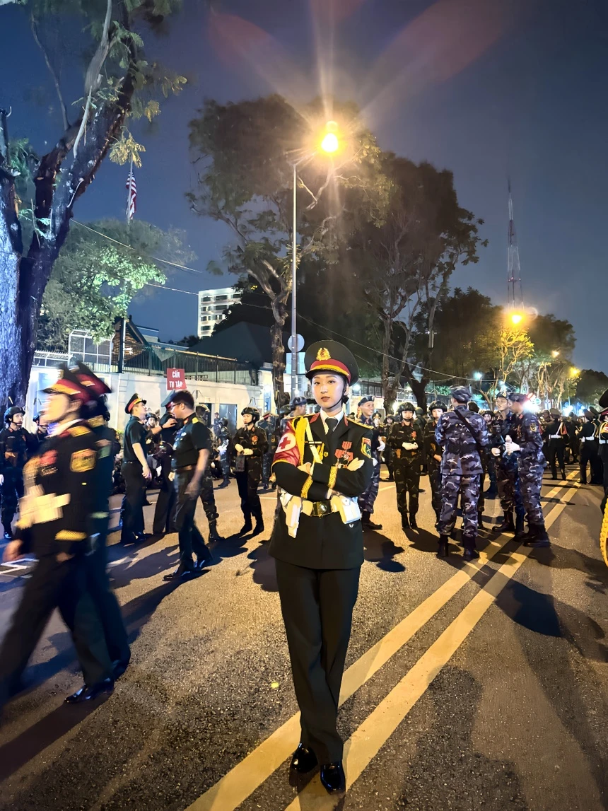 Những nữ chiến sĩ xinh đẹp Những nữ chiến sĩ xinh đẹp