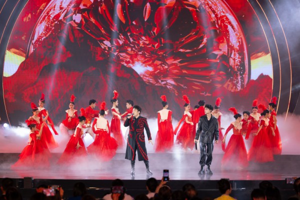 Nữ sinh Đại học Đại Nam đăng quang Hoa hậu Sinh viên Hòa bình Việt Nam 2025