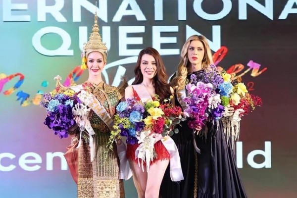 Phần thi Tài năng xuất sắc của người đẹp Trân Đài tại Miss International Queen 2022