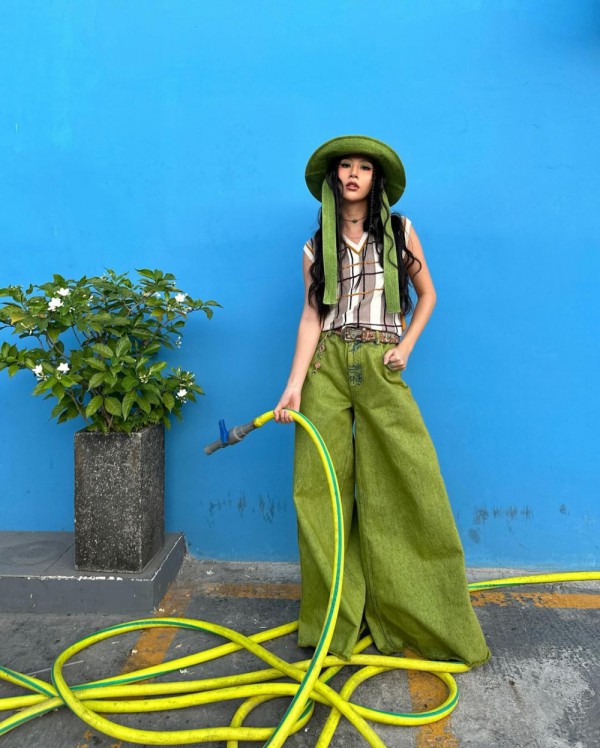 Phối đồ đơn giản mà hiệu quả với công thức "sandwich"