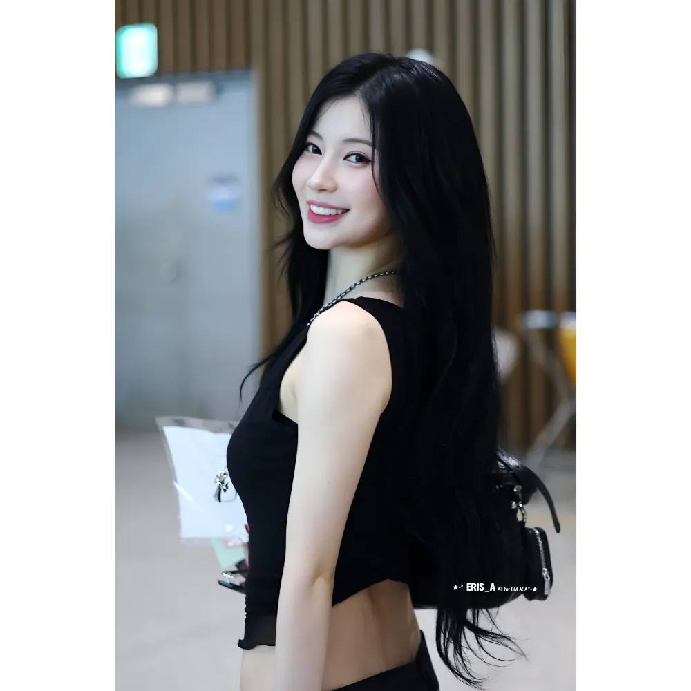 Phong cách trang điểm “cộp mác” BabyMonster gây sốt